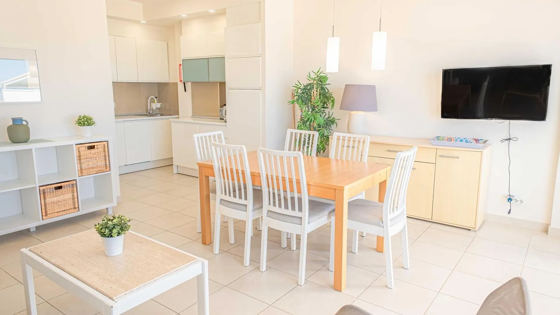 Atlantic View Com Piscina Apartment Portimao